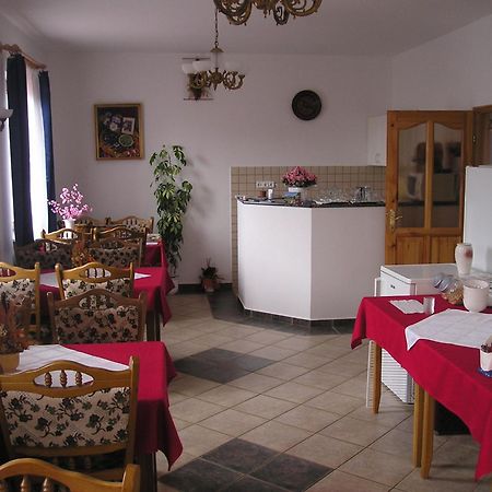 Villa Jaeger Vonyarcvashegy Esterno foto