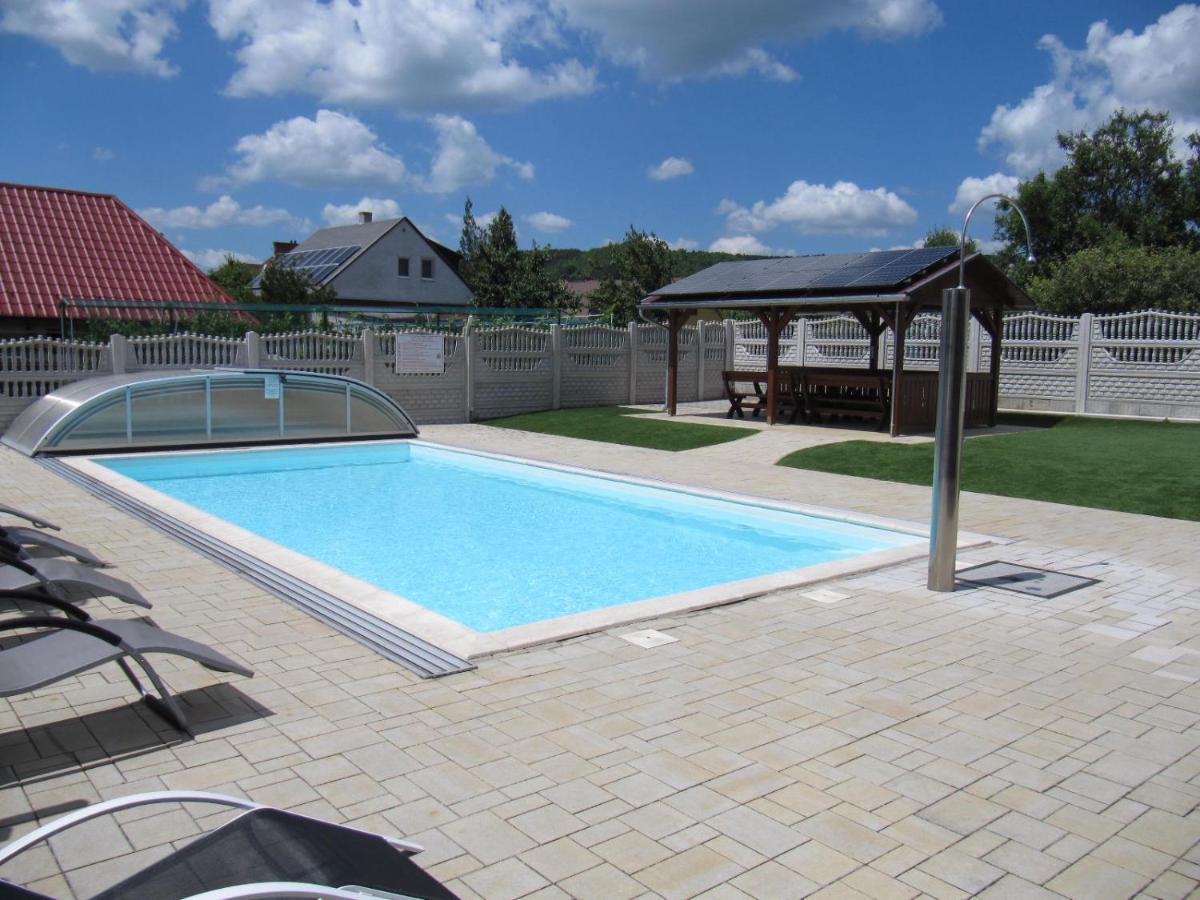 Villa Jaeger Vonyarcvashegy Esterno foto