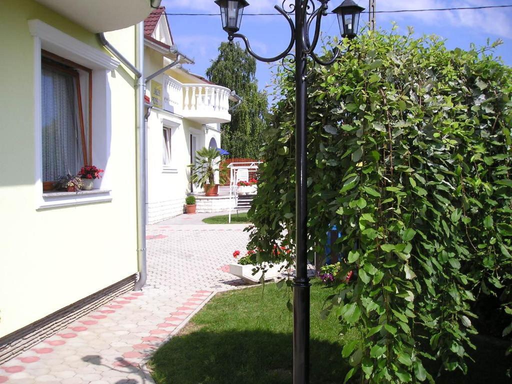 Villa Jaeger Vonyarcvashegy Esterno foto